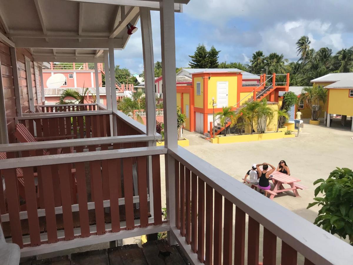 Tropical Paradise Express Caye Caulker Eksteriør bilde